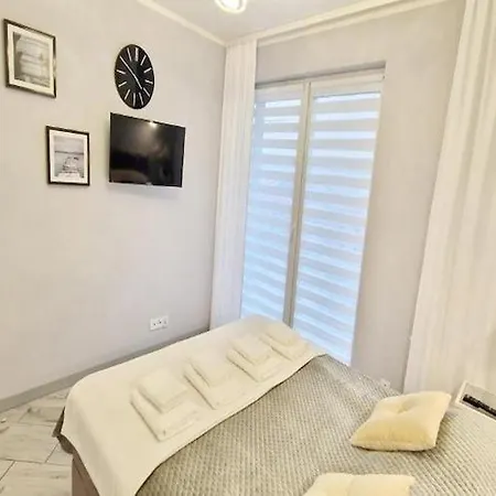 דירה With A Terrace In מיילנו