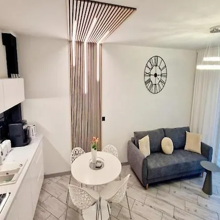 דירה With A Terrace In מיילנו